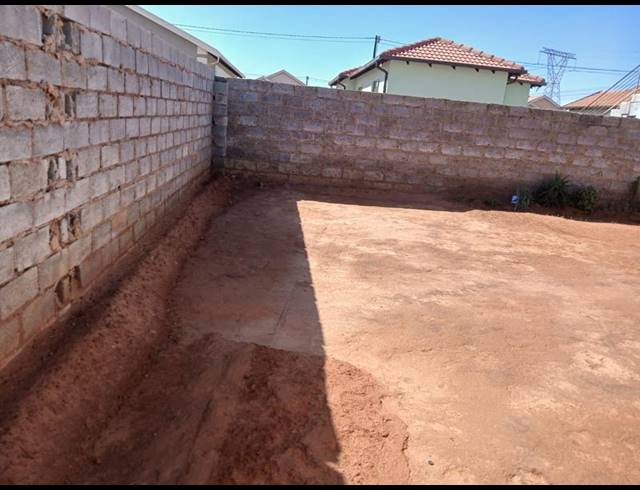 3 BEDROOM HOUSE FOR SALE IN PROTEA GLEN EXT